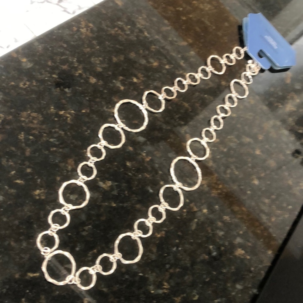 NWT Simply Vera silver chain. 16 inch hang.